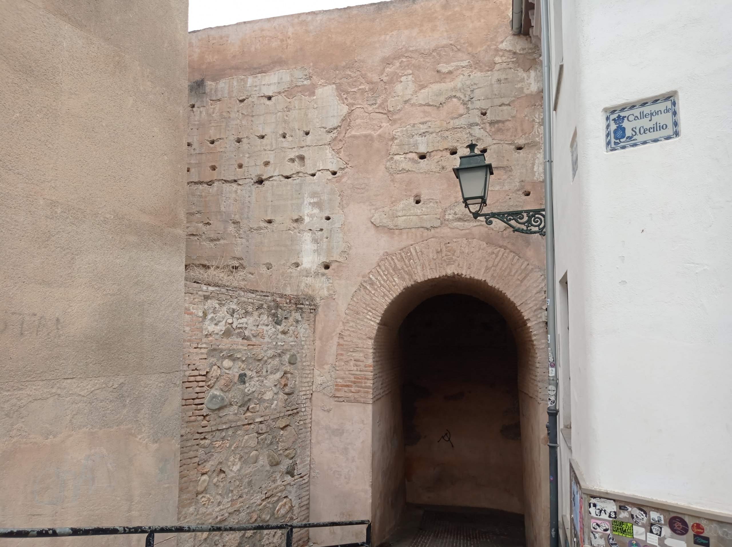 Puerta de las Pesas Puerta de las Pesas